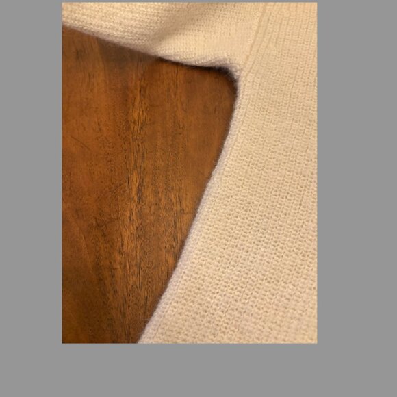 Homefrock Baby Aplaca Sweater Bone White Size Small (Oversized) - Picture 3 of 4